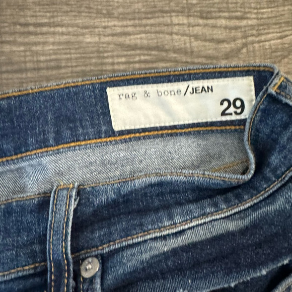 Rag & Bone Dre Capri Jeans Women's 29 Blue Distressed Dark Wash Mid Rise Denim - Picture 8 of 11